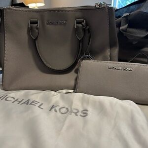 Michael Kors Crossbody with matching wallet